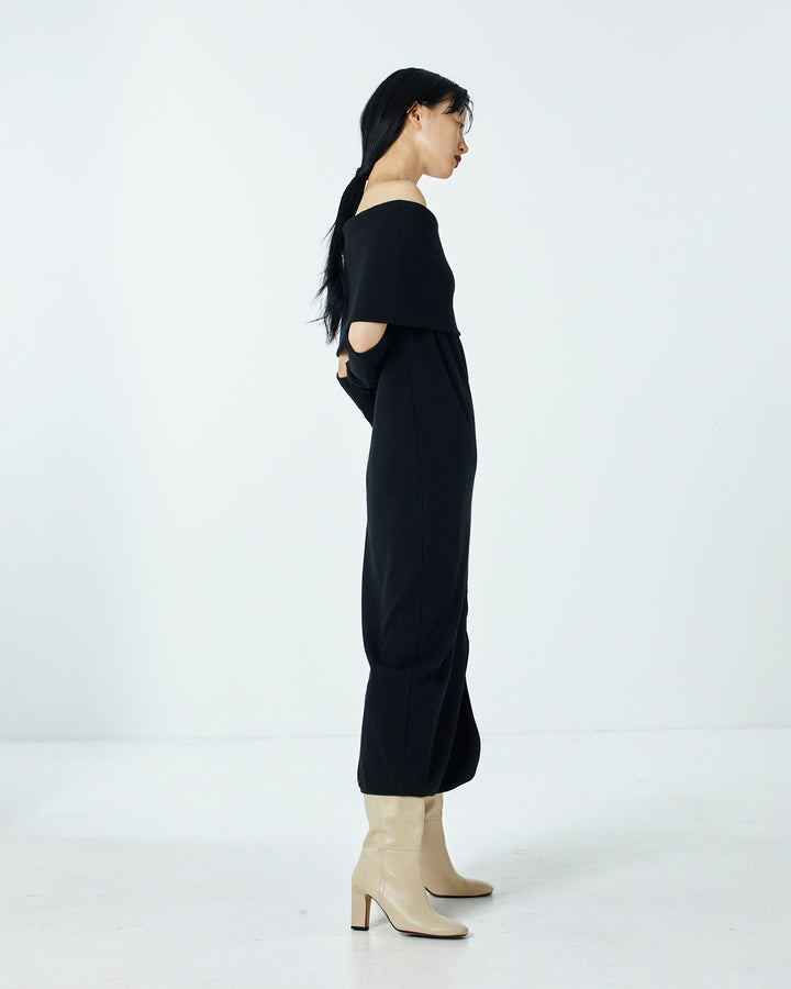 OFF-SHOULDER RIB DRESS WITH ARM WARMER