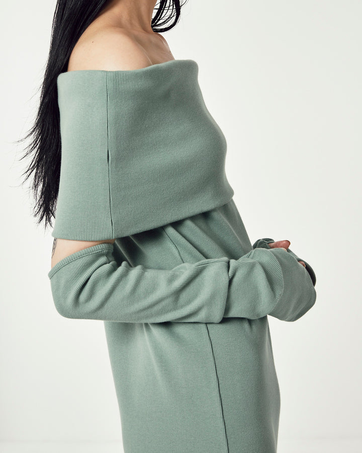 OFF-SHOULDER RIB DRESS WITH ARM WARMER