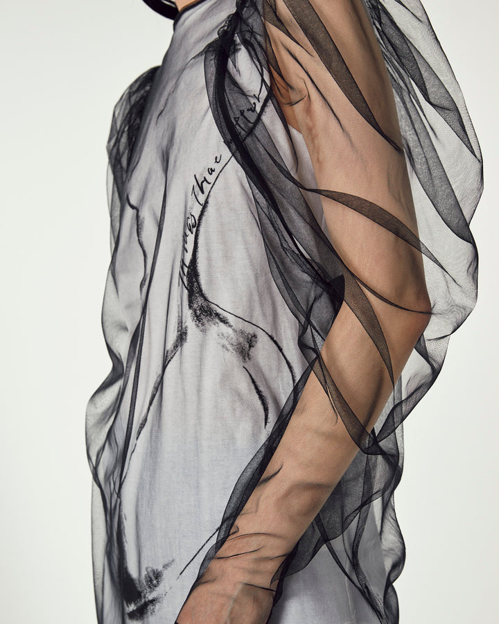 VOLUME SHOULDER TULLE BLOUSE & PRINT T-SHIRT