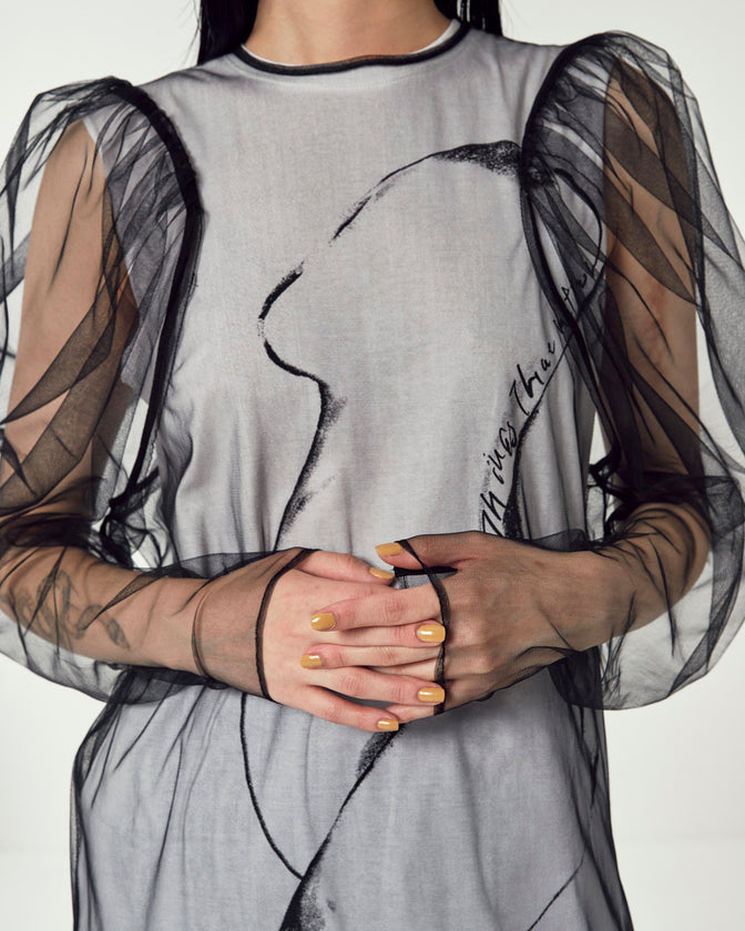 VOLUME SHOULDER TULLE BLOUSE & PRINT T-SHIRT