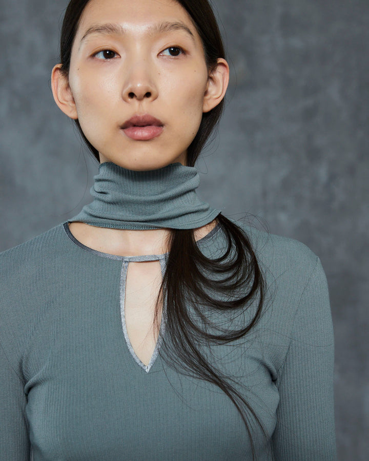HIGH NECK NOTCH TERECO RIB TOPS