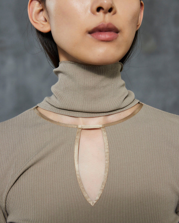 HIGH NECK NOTCH TERECO RIB TOPS