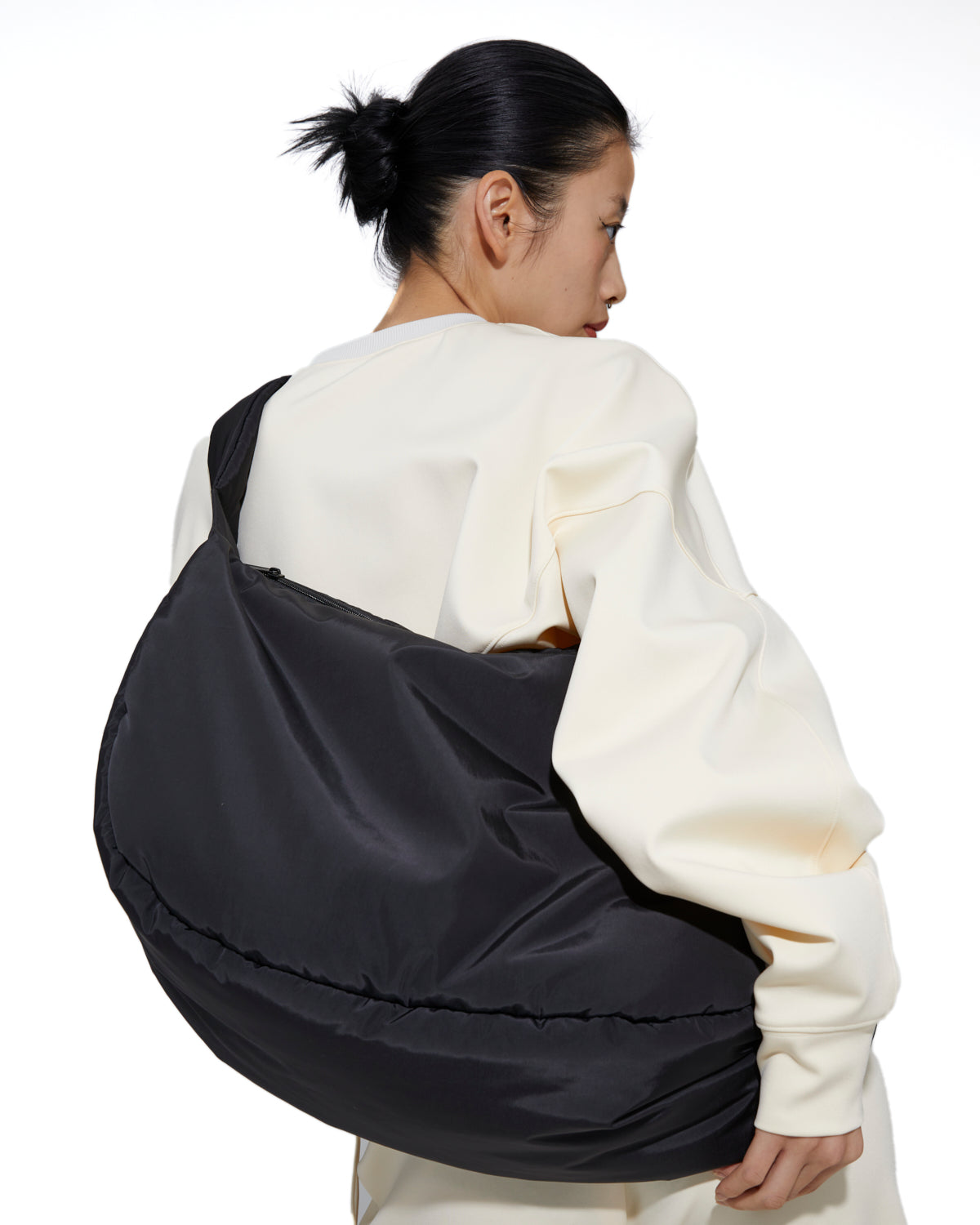 CUSHION BODY BAG | | STORE | THINGS THAT MATTER ONLINE STORE