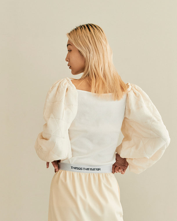 CONFLICTING POWER SLEEVE BLOUSE