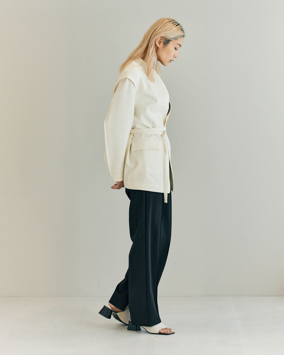 NEW DOUBLE CLOTH COLLARLESS JACKET | OUTER | STORE | THINGS THAT MATTER  ONLINE STORE