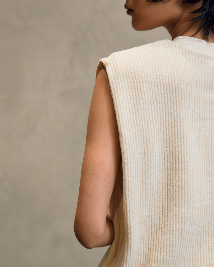 BOUCLE JERSEY SLEEVELESS TOPS